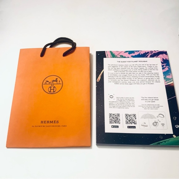 HERMES Gift Bag and Holiday 2023 Catalog - Picture 5 of 5